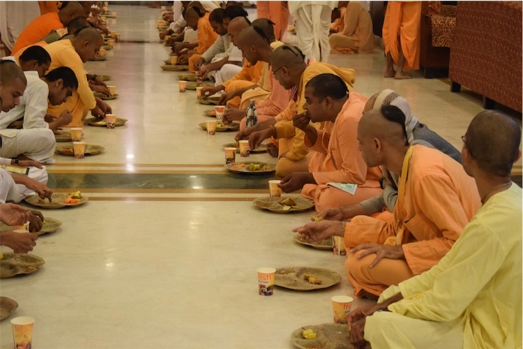 Sadhu Seva